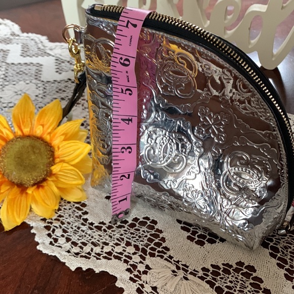 SHARIF 1827 Silver shiny crescent shaped wristlet fun make up bag LNWOT - Picture 6 of 8